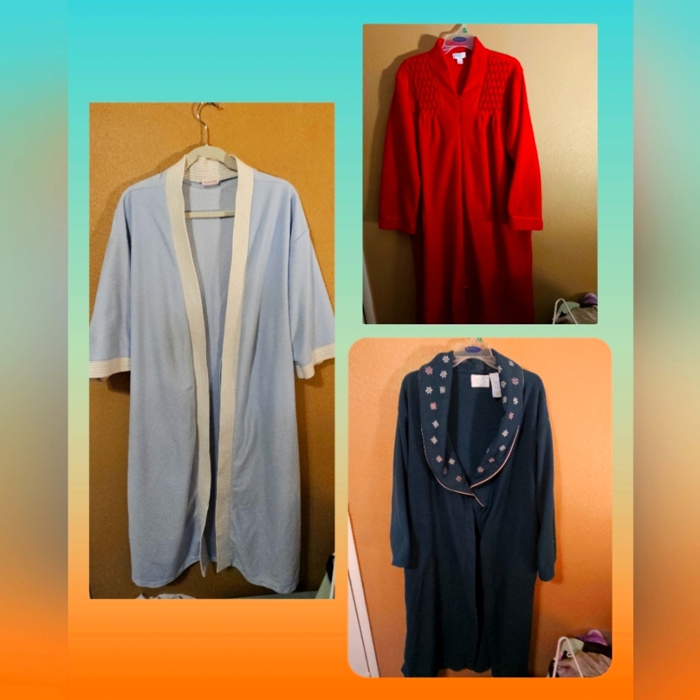 3 Women's Velour Cozy Warm Soft Long Sleeves Winter Robe Bundle Of 3 *SZ Medium*
